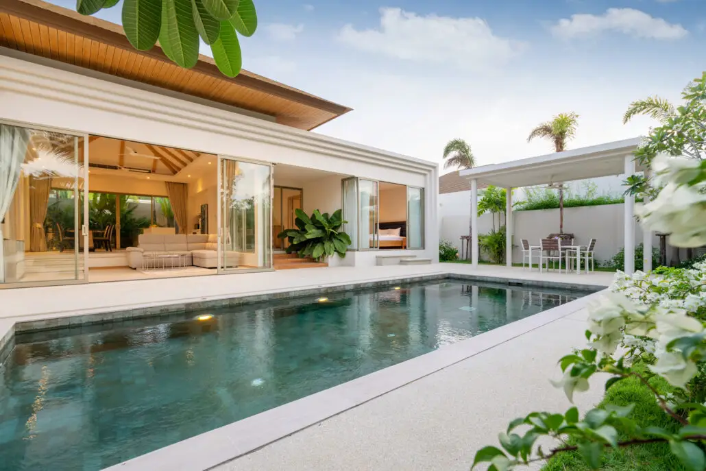 Custom Luxury Home and Swimming Pool